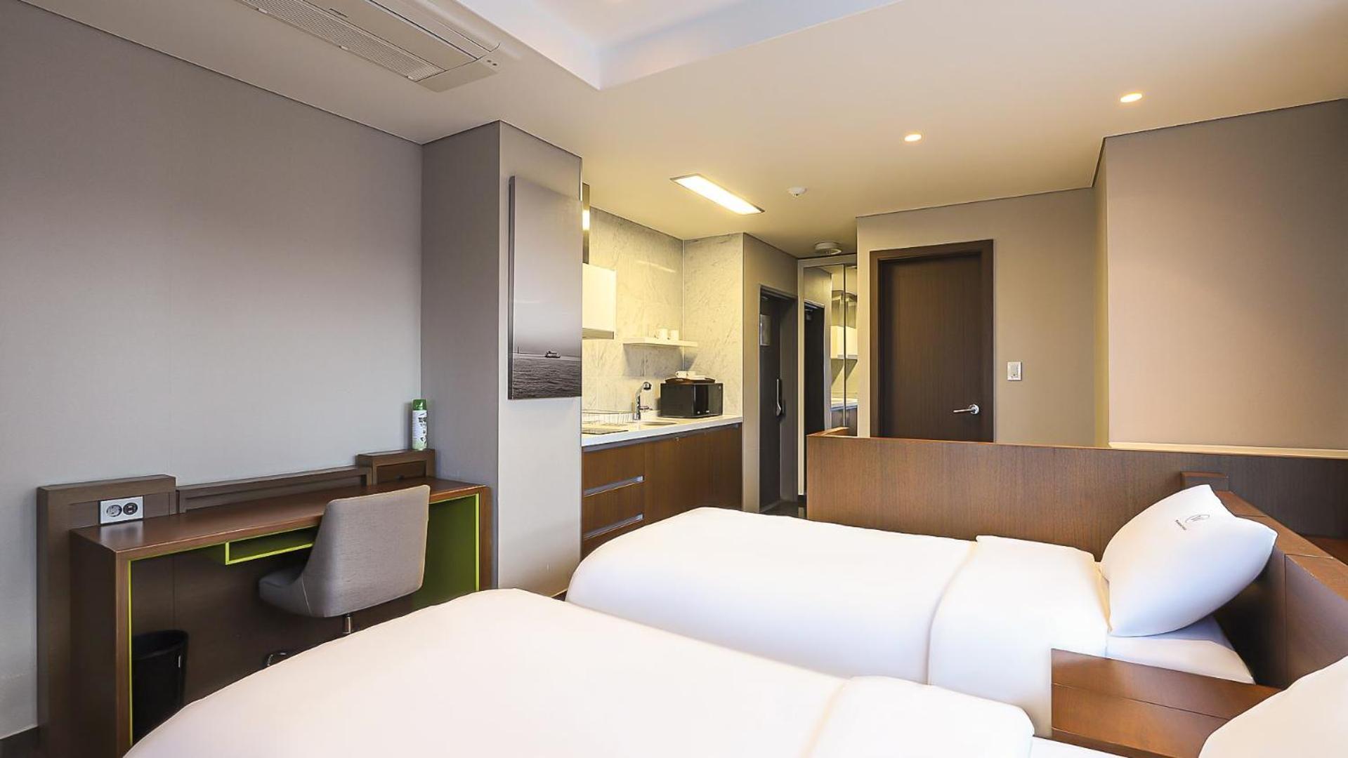 W Residence Hotel Пусан Экстерьер фото
